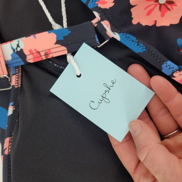 NEW Cupshe one-piece flashing spray print swimsuit bathing suit floral beach - Picture 8 of 8